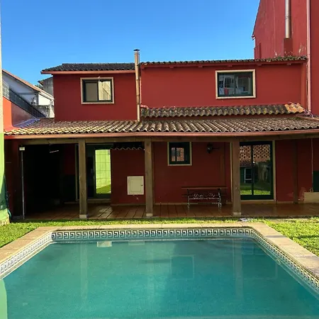 Holiday home Casa Robleda, Piscina Privada Cubierta Y Jacuzzi