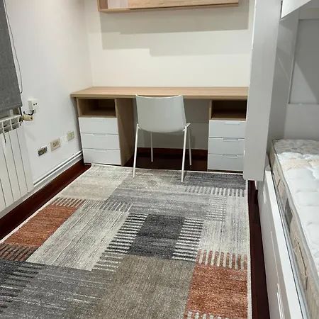 Casa Robleda, Piscina Privada Cubierta Y Jacuzzi Hébergement de vacances Vigo