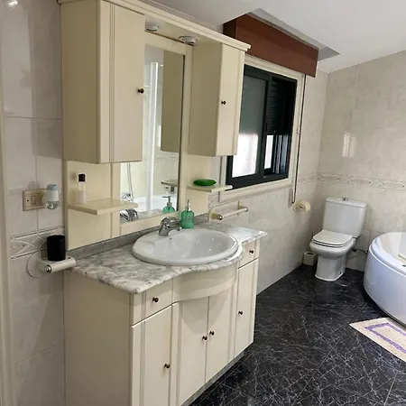 Ferienhaus Casa Robleda, Piscina Privada Cubierta Y Jacuzzi Vigo