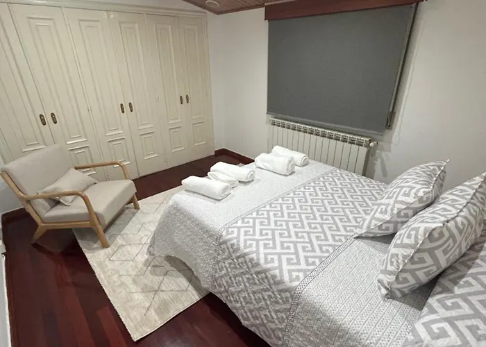 Casa Robleda, Piscina Privada Cubierta Y Jacuzzi 別荘 ヴィーゴ